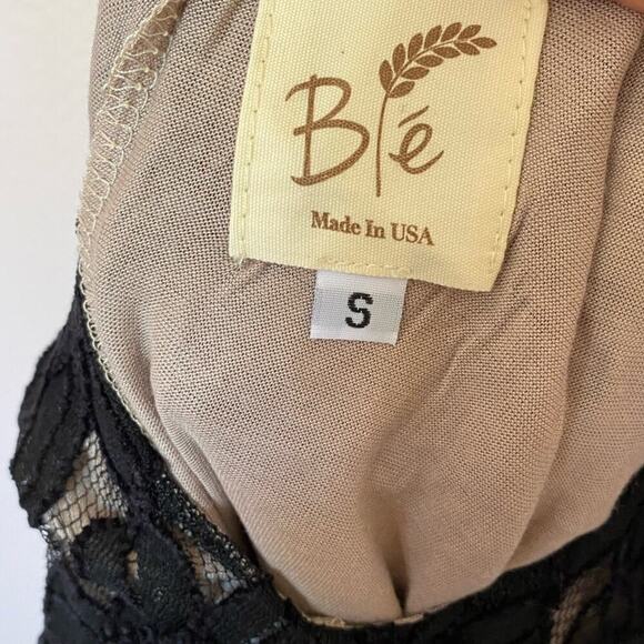 Be | Black & Cream Lace Halter Blouse | Size: S | NWOT - Picture 12 of 12